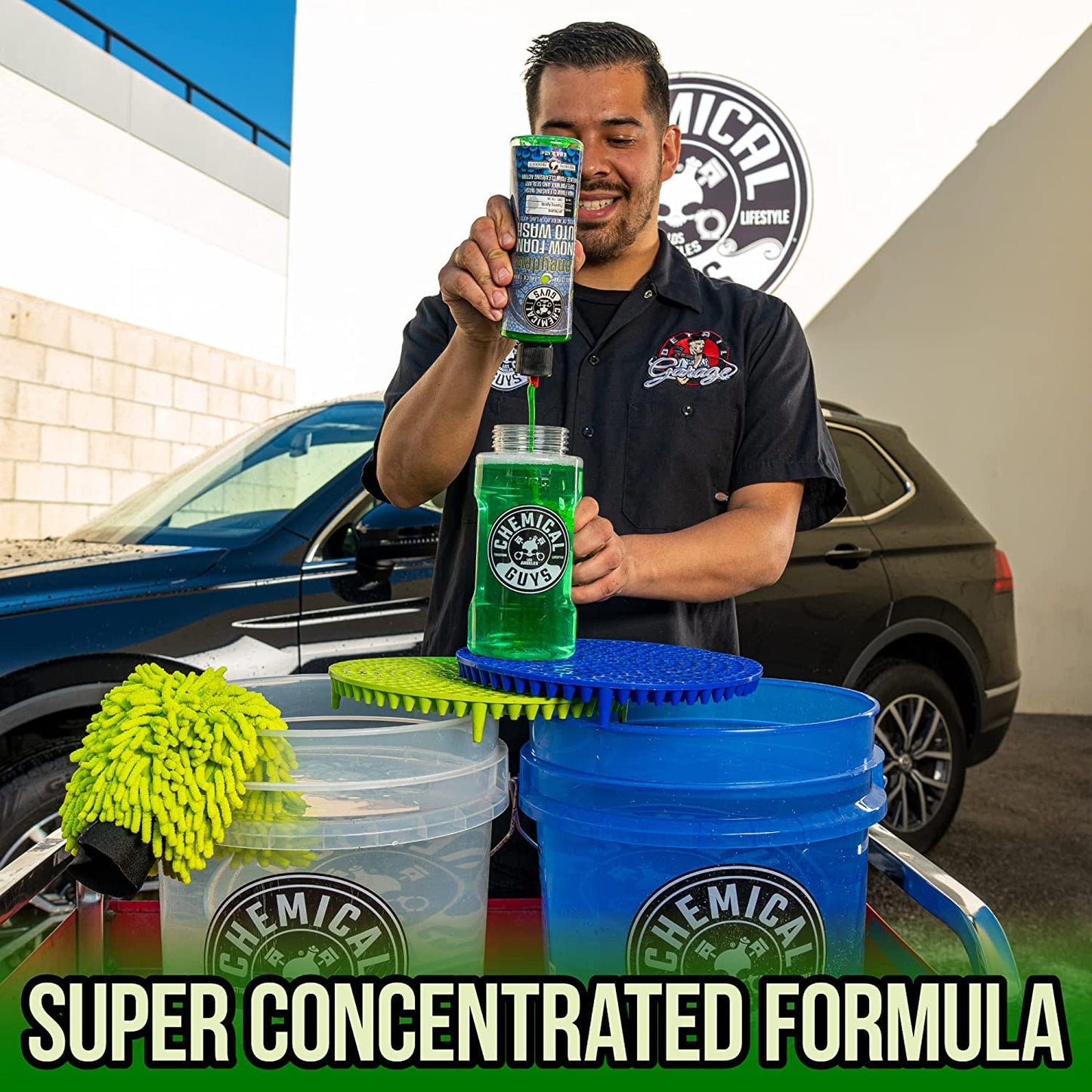 Kit de lavado de coche de 14 piezas Arsenal Builder de Chemical Guys HOL126 con pistola de espuma, cubeta y (5) productos químicos de limpieza para el cuidado del automóvil de 16 onzas líquidas (funciona con manguera de jardín)